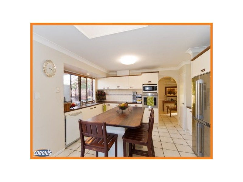 14 Grosmont Street, Carindale QLD 4152