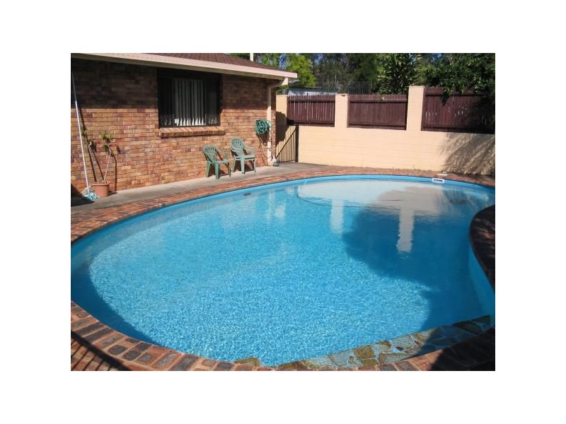 15 Falk Street, Stafford Heights QLD 4053