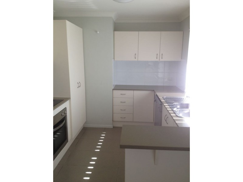 3 Damber Close, Morayfield QLD 4506