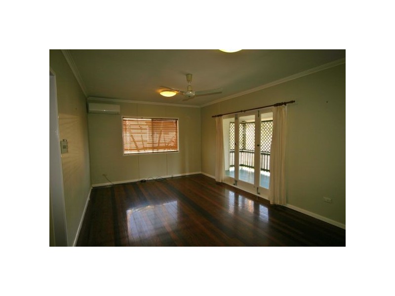 45 Wilgarning Street, Stafford Heights QLD 4053