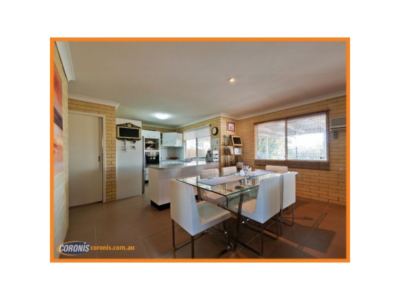 30 Wantana Crescent, Edens Landing QLD 4207