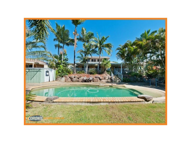 30 Wantana Crescent, Edens Landing QLD 4207
