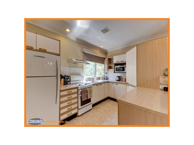 42 Pindari Avenue, Ferny Hills QLD 4055