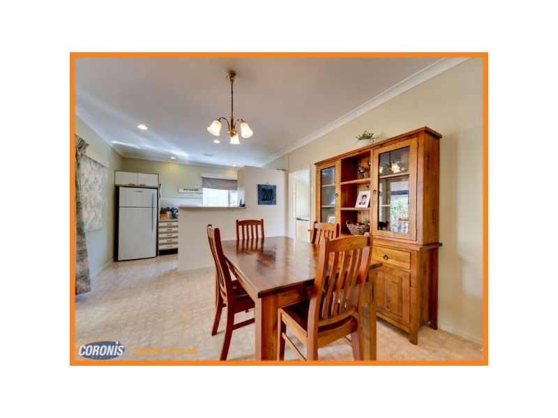 42 Pindari Avenue, Ferny Hills QLD 4055