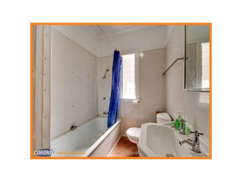 8 Donovan Street, Zillmere QLD 4034