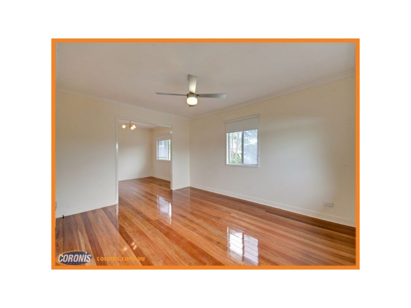 7 Dorkay Street, Stafford Heights QLD 4053