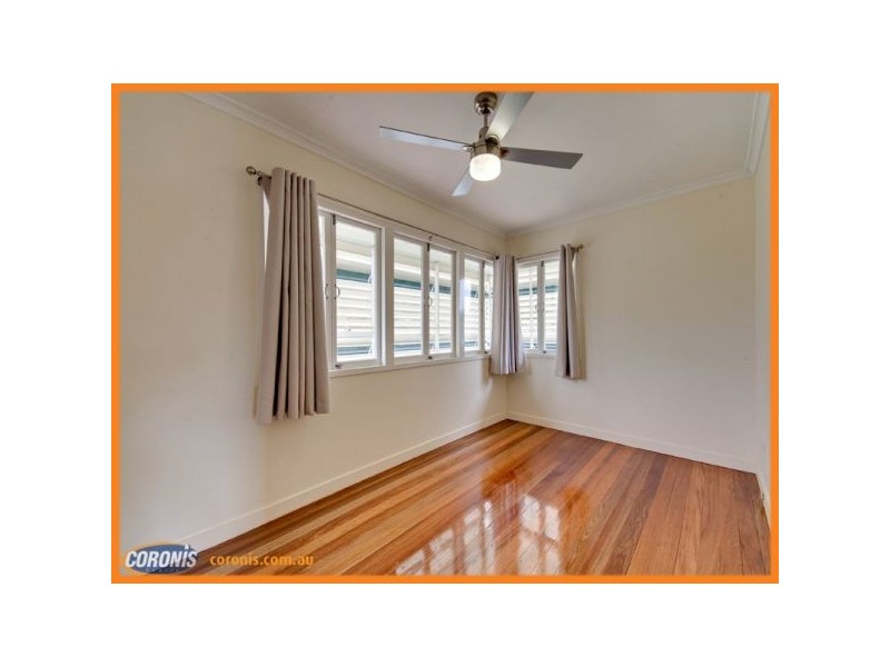 7 Dorkay Street, Stafford Heights QLD 4053