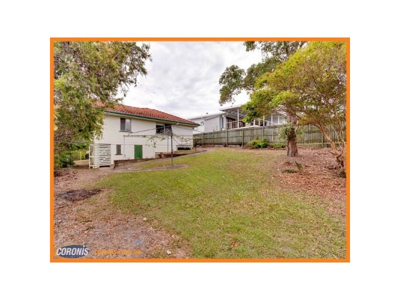 7 Dorkay Street, Stafford Heights QLD 4053