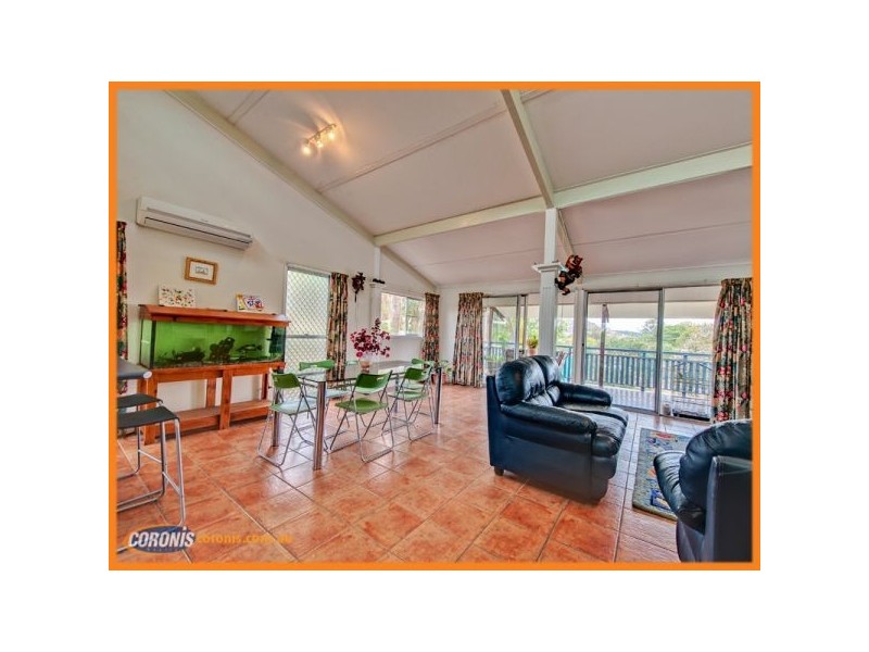 11 Alstonia Street, Arana Hills QLD 4054