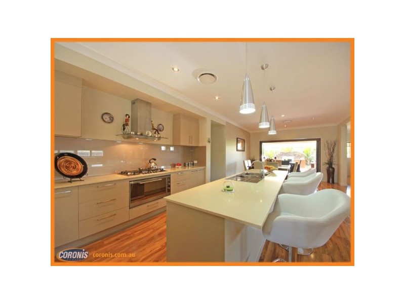 72 Nicklaus Parade, North Lakes QLD 4509