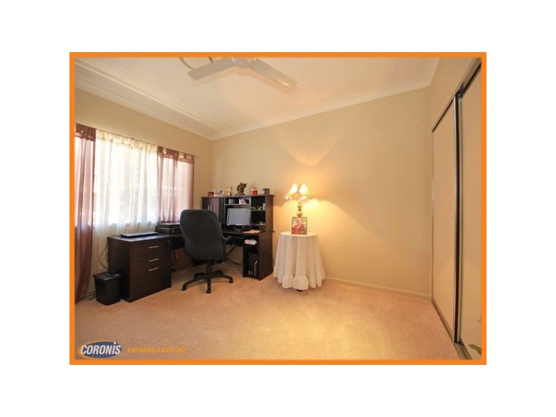 72 Nicklaus Parade, North Lakes QLD 4509