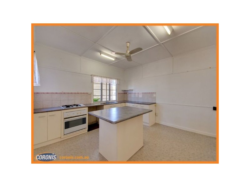 31 Unmack Street, Chermside QLD 4032