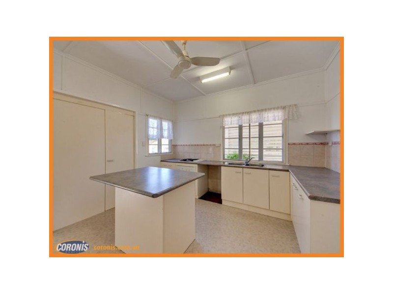 31 Unmack Street, Chermside QLD 4032