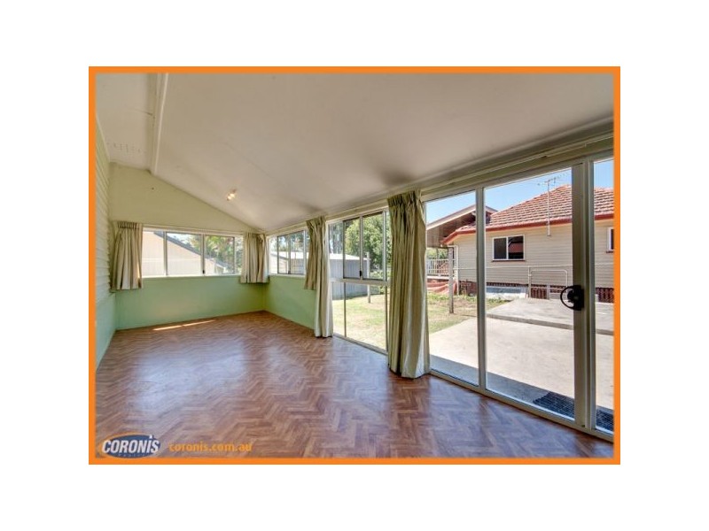 31 Unmack Street, Chermside QLD 4032