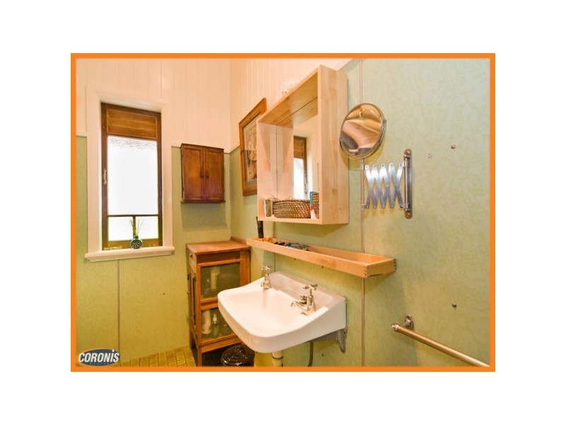 22 Warilda Street, Camp Hill QLD 4152