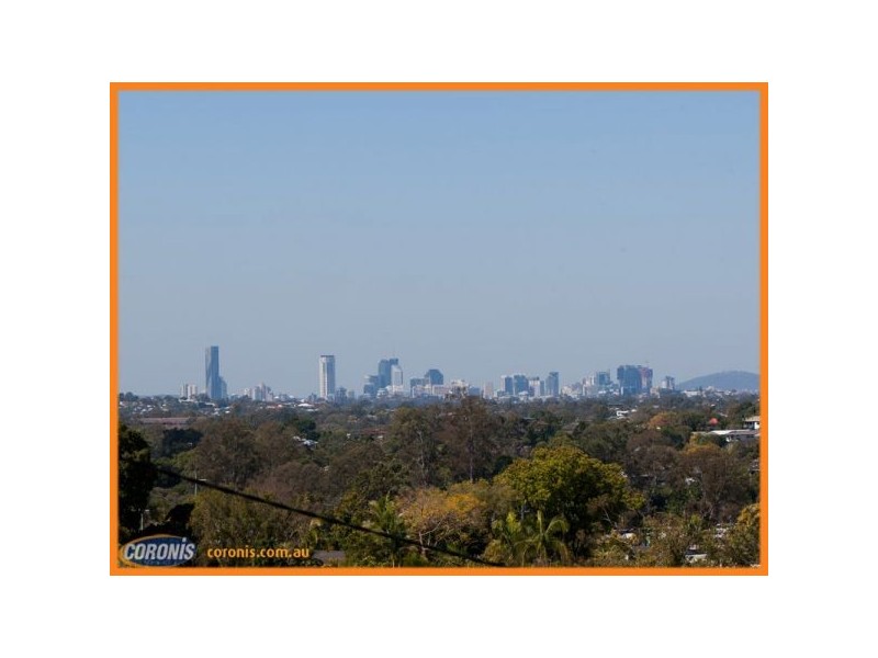 72 Minto Crescent, Arana Hills QLD 4054