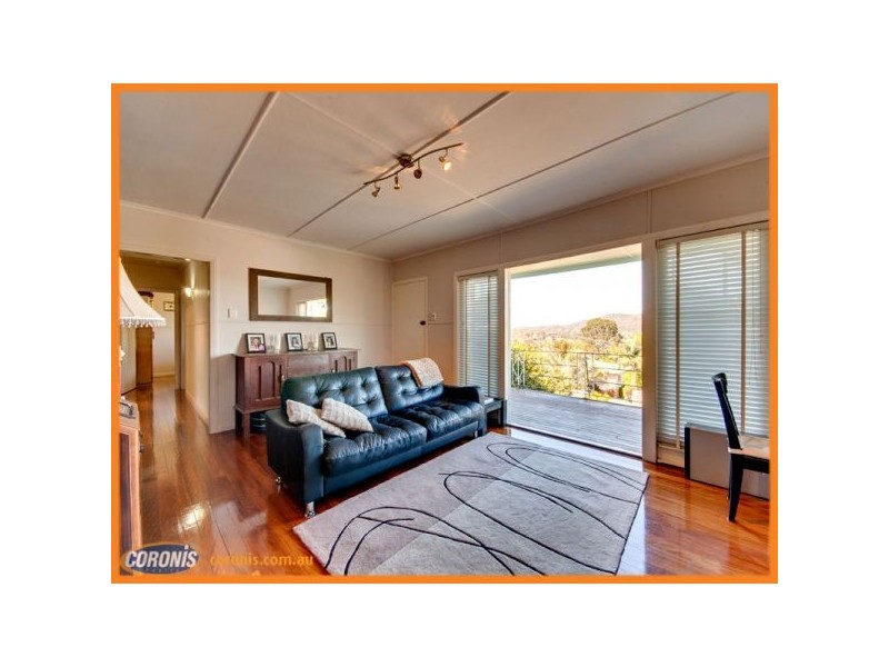 72 Minto Crescent, Arana Hills QLD 4054