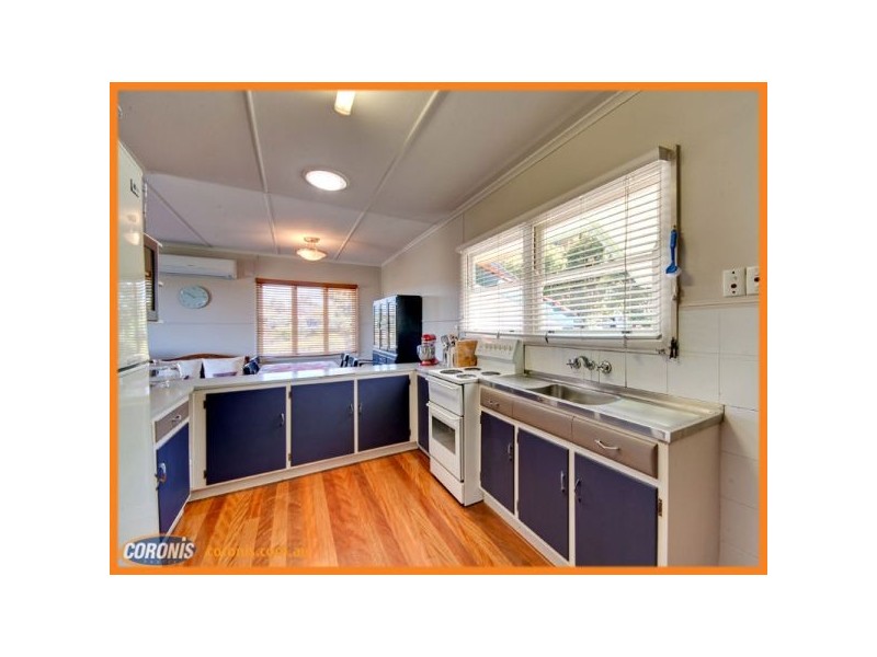 72 Minto Crescent, Arana Hills QLD 4054