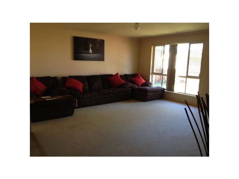 9 Petunia Close, Fitzgibbon QLD 4018