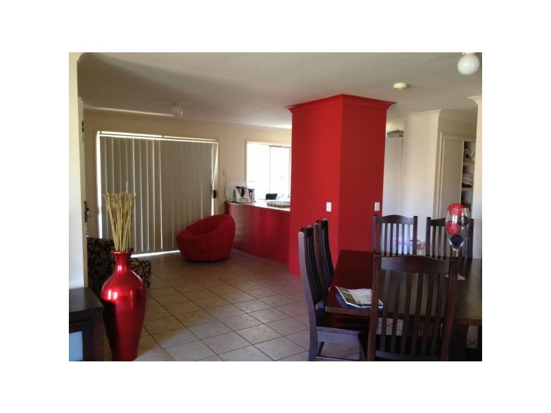 9 Petunia Close, Fitzgibbon QLD 4018