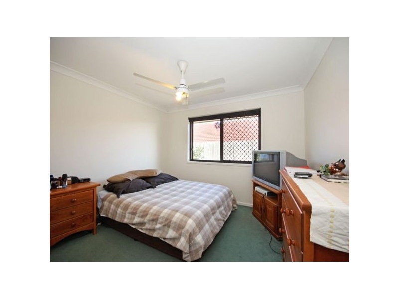 9 Chilton Crescent, North Lakes QLD 4509