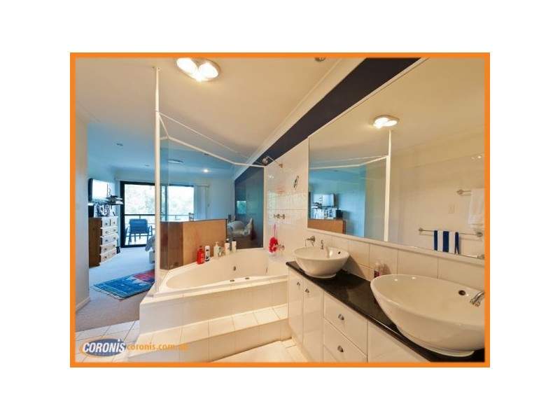 20/2 Ridgeline Way, Highland Park QLD 4211