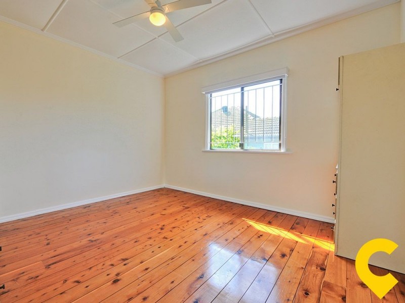 12 Gladstone Lane, Coorparoo QLD 4151