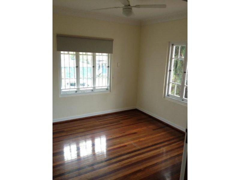 35 Audrey Street, Camp Hill QLD 4152