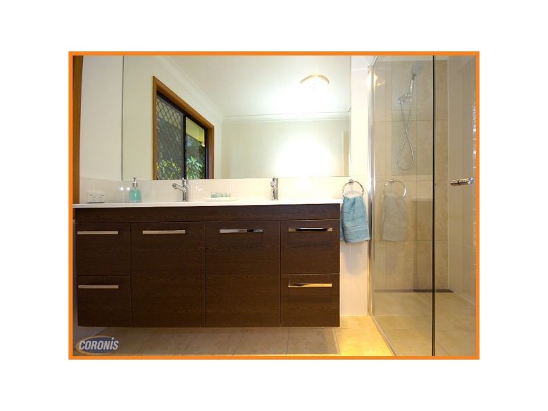 3 Mt Nebo Road, The Gap QLD 4061