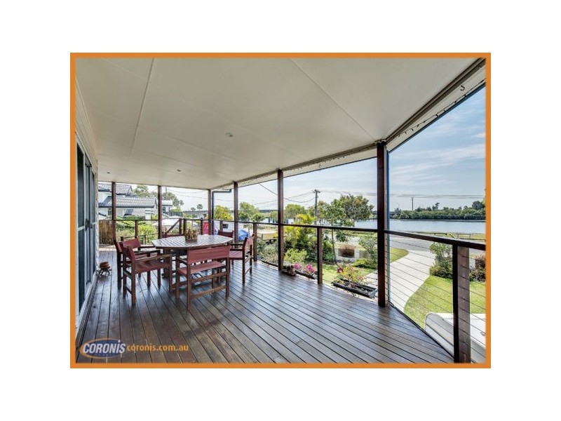 18 Boykambil Esplanade South, Hope Island QLD 4212