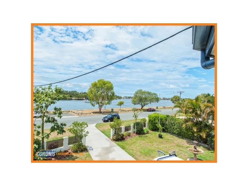18 Boykambil Esplanade South, Hope Island QLD 4212