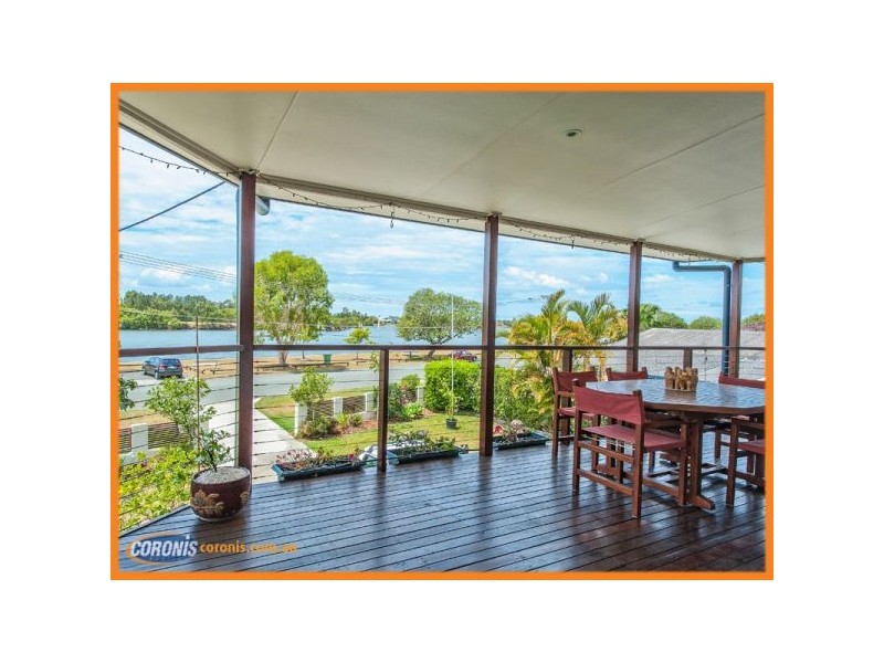 18 Boykambil Esplanade South, Hope Island QLD 4212