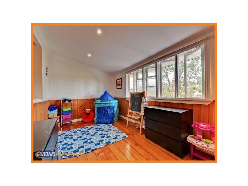 31 Caesar Road, Ferny Hills QLD 4055