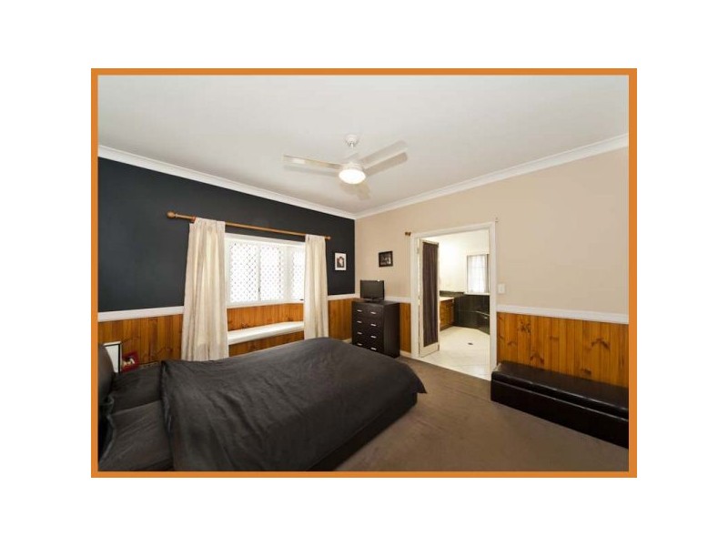 31 Caesar Road, Ferny Hills QLD 4055