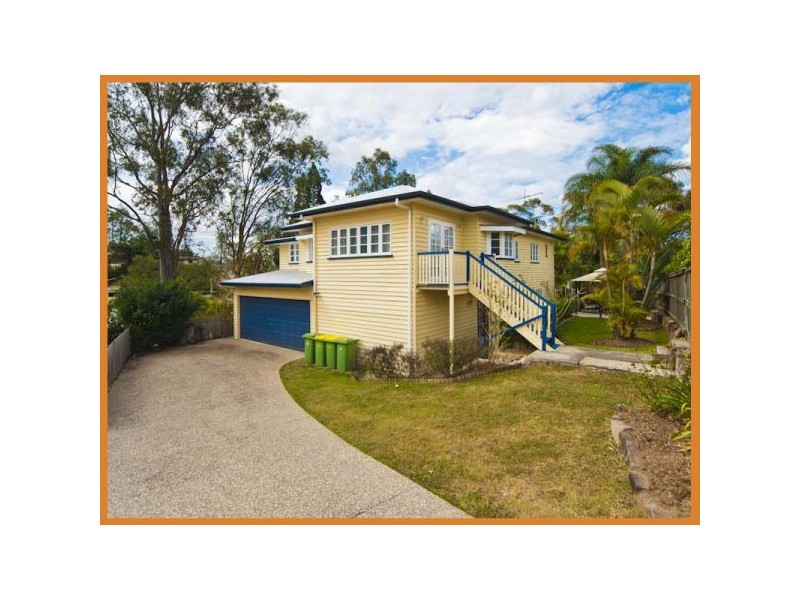 31 Caesar Road, Ferny Hills QLD 4055