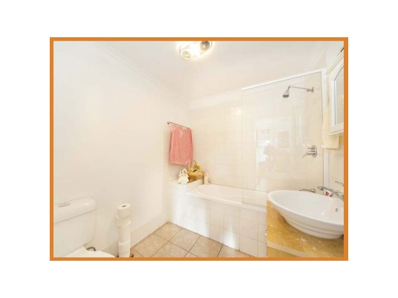 31 Caesar Road, Ferny Hills QLD 4055