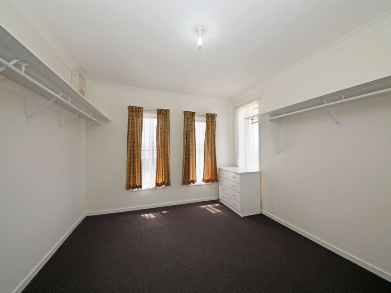 18 Midgley Street, Dakabin QLD 4503