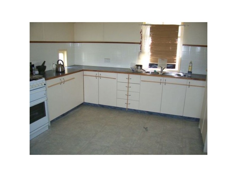 176 Kitchener Road, Kedron QLD 4031