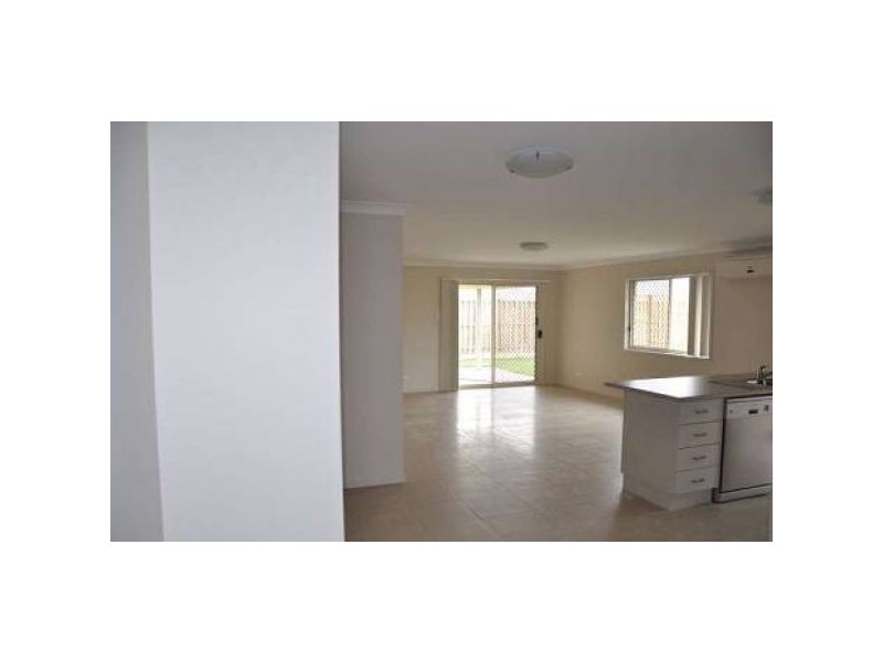 19 Peacherine Circuit, Bellmere QLD 4510