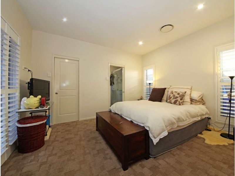 6 Forrestal Circuit, North Lakes QLD 4509