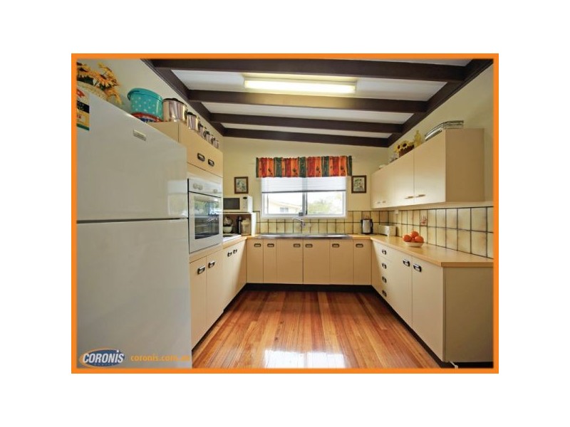 8 Shakespeare Court, Caboolture QLD 4510