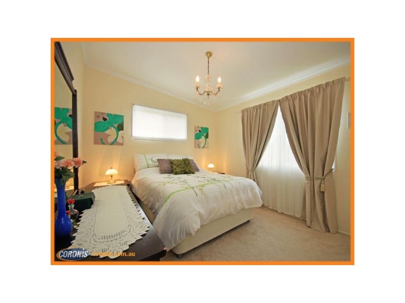 8 Shakespeare Court, Caboolture QLD 4510