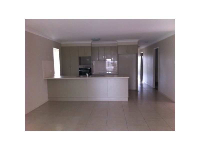 27 Seville Street, Bellmere QLD 4510