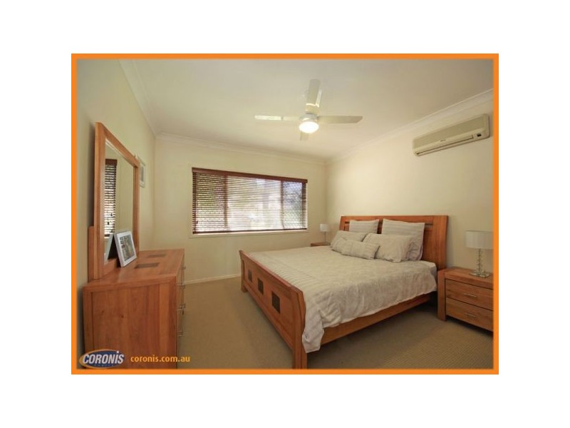 100 Barbour Road, Bracken Ridge QLD 4017