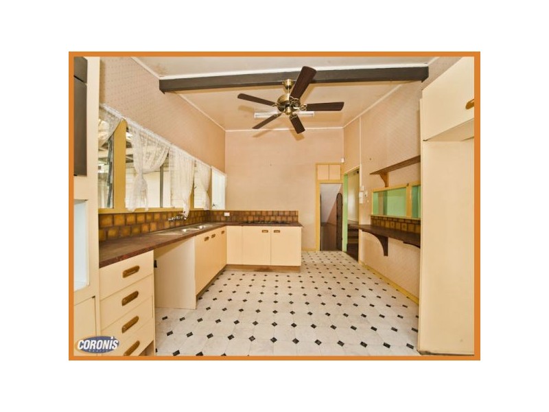 12 Rutherford Street, Stafford Heights QLD 4053