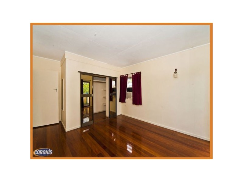 12 Rutherford Street, Stafford Heights QLD 4053