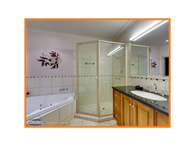 26 Yarraman Street, Arana Hills QLD 4054