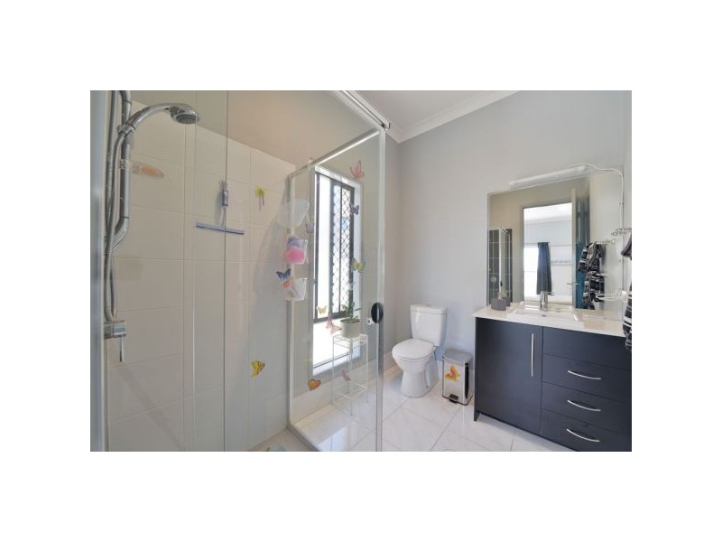 22 Daisy Street, Springfield Lakes QLD 4300