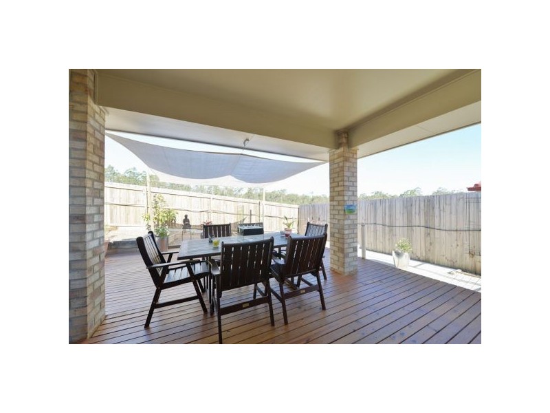 22 Daisy Street, Springfield Lakes QLD 4300