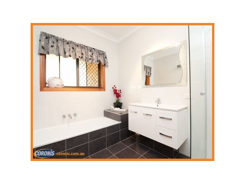 5 Lindale Court, Cashmere QLD 4500